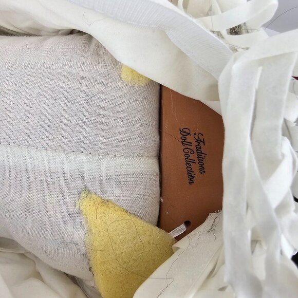 Porcelain Native American Doll Numbered Traditions Doll Collection 25 in Vintage - Picture 13 of 16